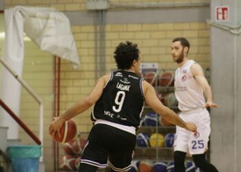 CINQUINA BIANCONERA. La Paperdì Caserta batte anche Cassino e inanella la quinta vittoria di fila