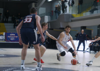 VIDEO. Juvecaserta battuta sul filo di lana dalla Virtus Roma, Mastroianni: “Perdere così fa male, resettiamo e andiamo avanti”