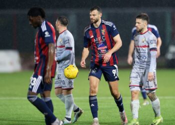 UNA SQUADRA ALLA DERIVA. Casertana orribile e mortificata dal Picerno. I rossoblù affondano. Rileggi la nostra diretta