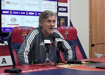 La Casertana cerca continuità col Messina, Pavanel: “Mi aspetto un avversario combattivo. Un passo alla volta riconquisteremo i nostri tifosi”