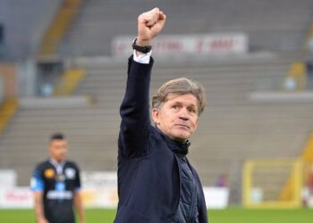 ACCELERATA IMPROVVISA. La Casertana ha fretta. Iori esonerato, accordo raggiunto col nuovo allenatore