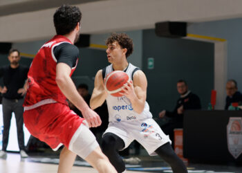 La Paperdì Caserta ha bisogno di rialzarsi, Mastroianni: “Battere Cassino per ripartire e dimenticare un mese difficile”