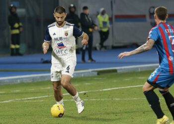 Da Catania la Casertana porta a casa un punto pieno di rimpianti. Rileggi la nostra diretta