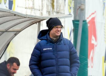DOMENICA DI FUOCO AL “CHIOVATO” DI BACOLI. La Virtus Liburia fa visita alla capolista