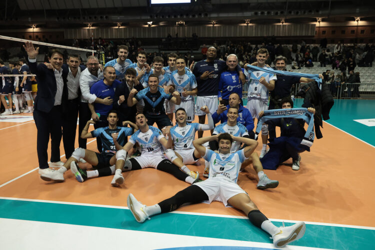 VOLLEY PALLAVOLO. Consar Ravenna - WOW Green house Aversa.