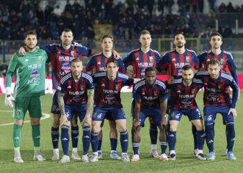 I pali e l’arbitro fermano la Casertana. Al Pinto passa la capolista