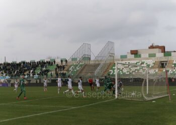 La Casertana si arrende al Monopoli allo scadere, la fotogallery dell’incontro
