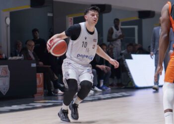 Paperdì Caserta, capitan D’Argenzio fissa la meta: “I playin il nostro obiettivo. Montecatini grande squadra ma al Palapiccolo ci trasformiamo”