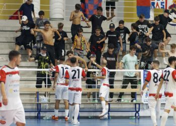 Il Casagiove Futsal attende l’Ischia per restare aggrappati ai playoff. Ora serve tutto il calore del tifo rossoblù