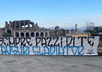 101 CANDELINE. “Sempre pazzi di Te…Auguri Gladiator”
