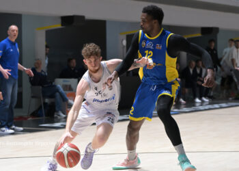 NIENTE POST SEASON. La Paperdì Caserta non sbaglia contro Piombino ma Ravenna sbanca Roma e addio playin