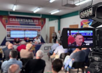 VIDEO. Salvezza, scelte future e nuovo stadio. La conferenza stampa integrale del presidente della Casertana D’Agostino