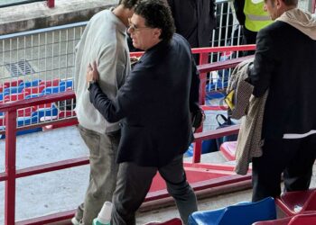 LA SORPRESA DI PASQUA. Casertana, la vittoria sul Crotone sotto gli occhi del nuovo socio per i lavori al Pinto