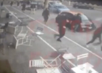 VIDEO CHOC. Assalto ultras dei tifosi del Nola a un bar di Teverola. Le immagini della devastazione