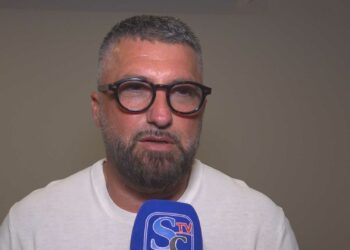 VIDEO. Il ritorno di mister Carnevale: “Aversa è una piazza storica, insieme ai tifosi lotteremo contro chiunque”