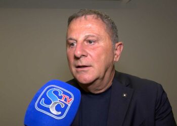 VIDEO. Il ritorno di mister Carnevale: “Aversa è una piazza storica, insieme ai tifosi lotteremo contro chiunque”