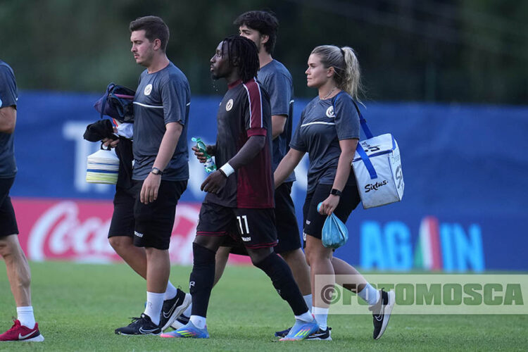 L'esultanza di Varela (Foto Mosca)