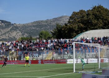 La Casertana si aggrappa a Bentivegna: “Vinta una partita complicata. A Salerno per dare tutto quello che abbiamo”