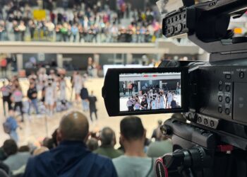 BIANCONERI DECIMATI. La Paperdì lotta col cuore ma cede nel finale alla Luiss Roma