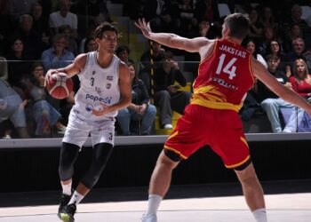 PAPERDI’ DA APPLAUSI. Ravenna si arrende nel finale, Caserta resta a punteggio pieno