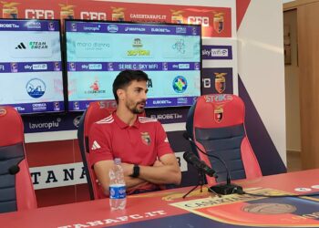 Casertana, Bacchetti: “Non possiamo deprimerci, dobbiamo essere più cinici e reagire”