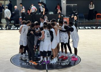 BIANCONERI IN SCIOLTEZZA: Caserta rifila un ventello a Fabriano e resta al terzo posto