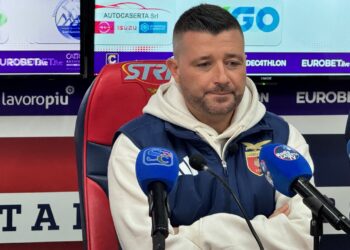 VIDEO. Casertana, c’è un derby da vincere. Mister Coppitelli fiducioso: “Avversario di spessore. Mi aspetto la spinta del nostro pubblico”
