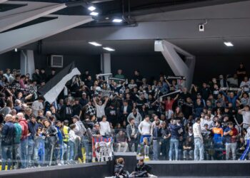 SARA’ UNA GRANDE SCENOGRAFIA. C’è la super sfida con Latina, i tifosi bianconeri chiamano a raccolta la città