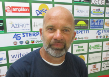 Mister Giampaolo non si fida dell’emergenza rossoblù: “La Casertana ha tante qualità, avversario difficile da affrontare”