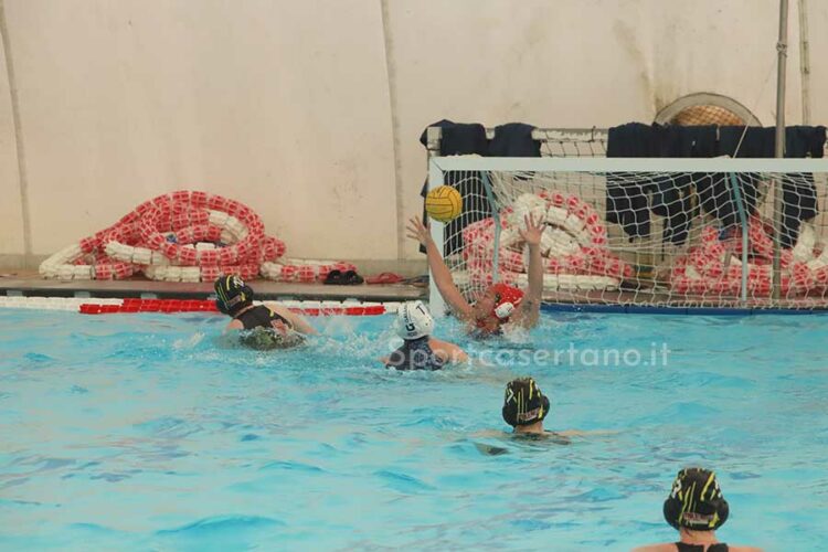 Un momento del derby