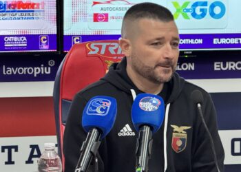 LA VIGILIA. Casertana il derby della svolta, mister Coppitelli: “Abbiamo resettato Siracusa e siamo pronti alla battaglia. Faremo una grande gara”