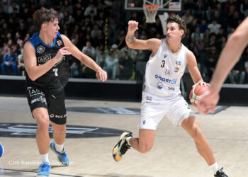 BLITZ ESTERNO. Cuore Paperdì a Fabriano, i bianconeri restano in corsa per il podio