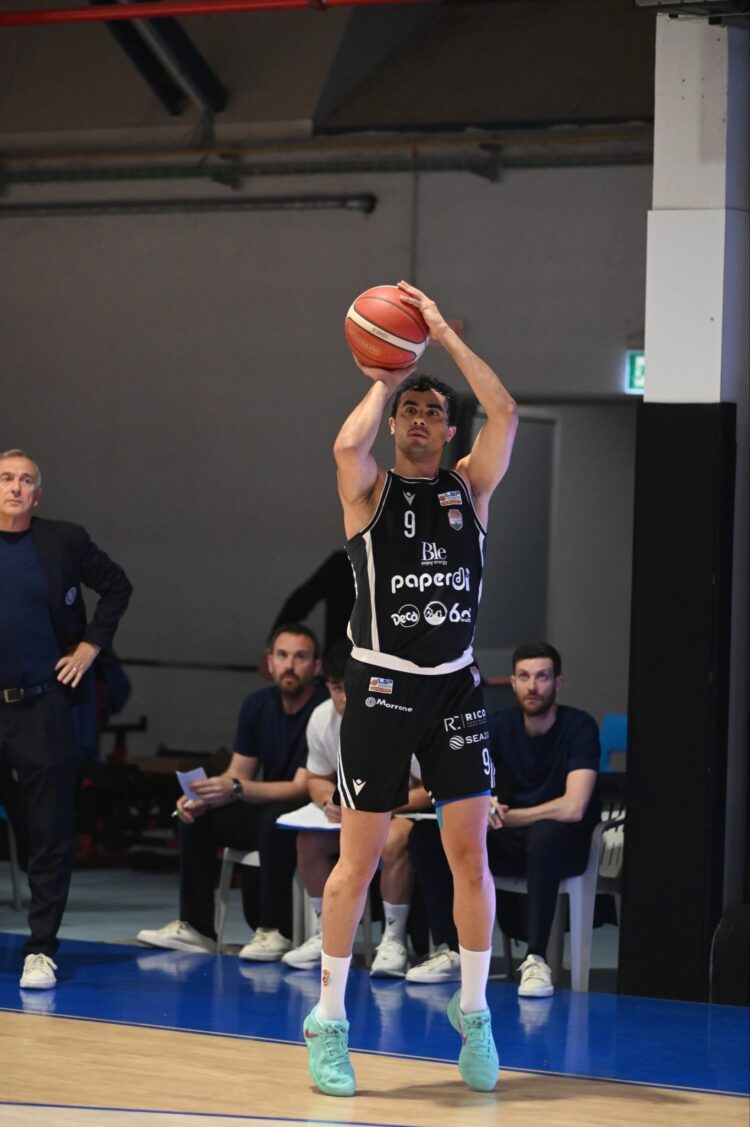 Laganà in azione