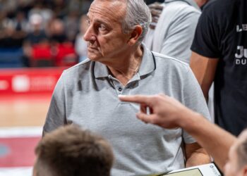 VIDEO. La Provalue Juvecaserta a testa alta, ma a Pesaro arriva il terzo ko di fila. Gli highlights dell’incontro